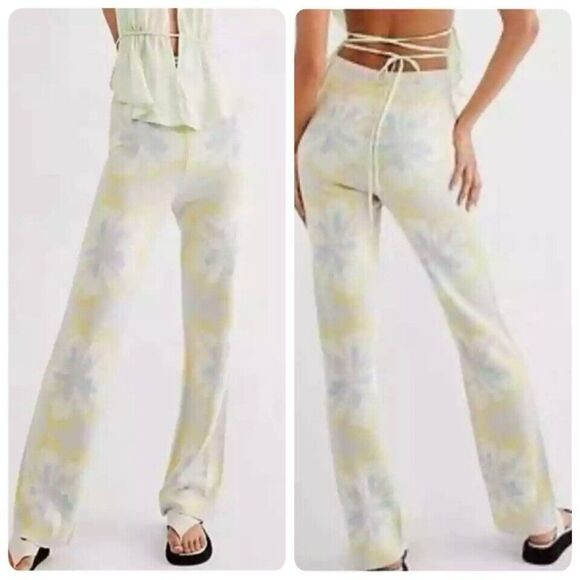 House of Sunny Pants - House of Sunny Retro Yellow Floral Knit Pants Size 2